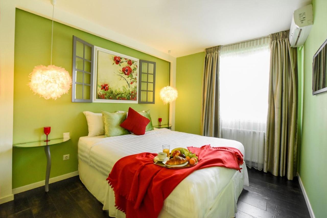 Downtown Oasis: Central Apartments With Cozy Charm Bucharest Exterior photo